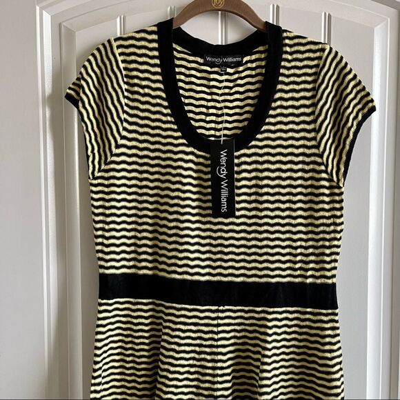 Wendy Williams Yellow/Black Chevron Striped Fit & Flare Sweater Dress;SZ L;BNWT - Picture 5 of 7